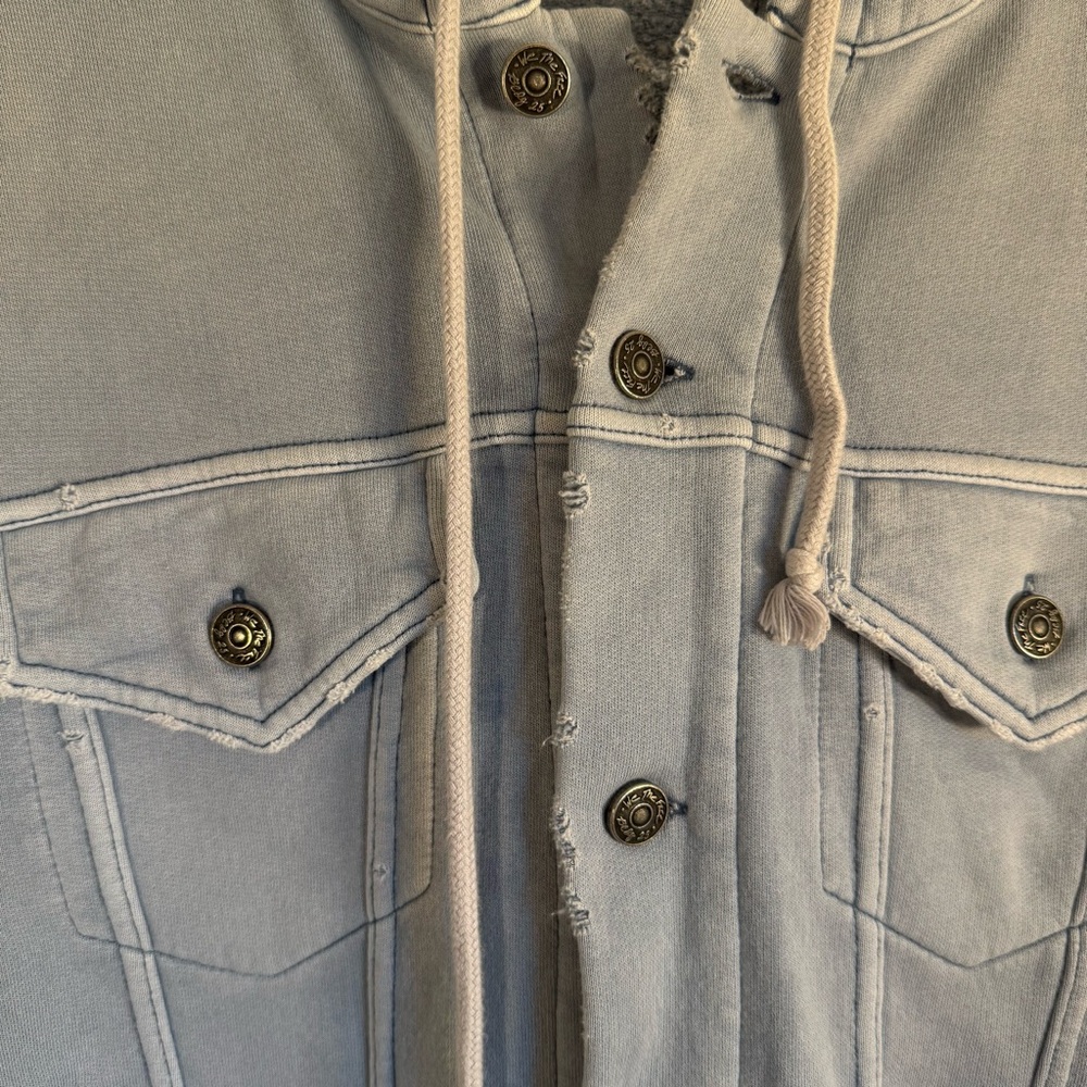 Free People Dreamers Cropped Distressed Jacket Washed Blue Women’s Size Small - Picture 4 of 15
